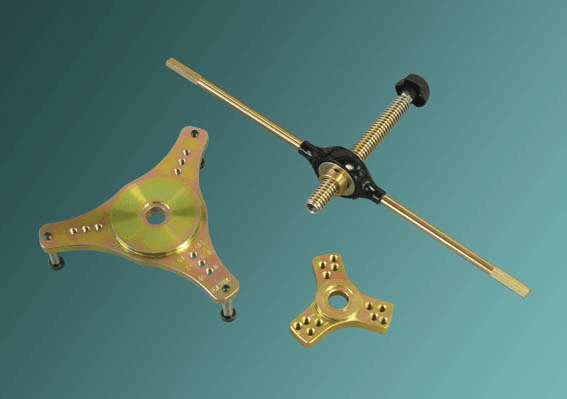 tool-for-a-quick-extraction-of-the-bladder-from-accumulators